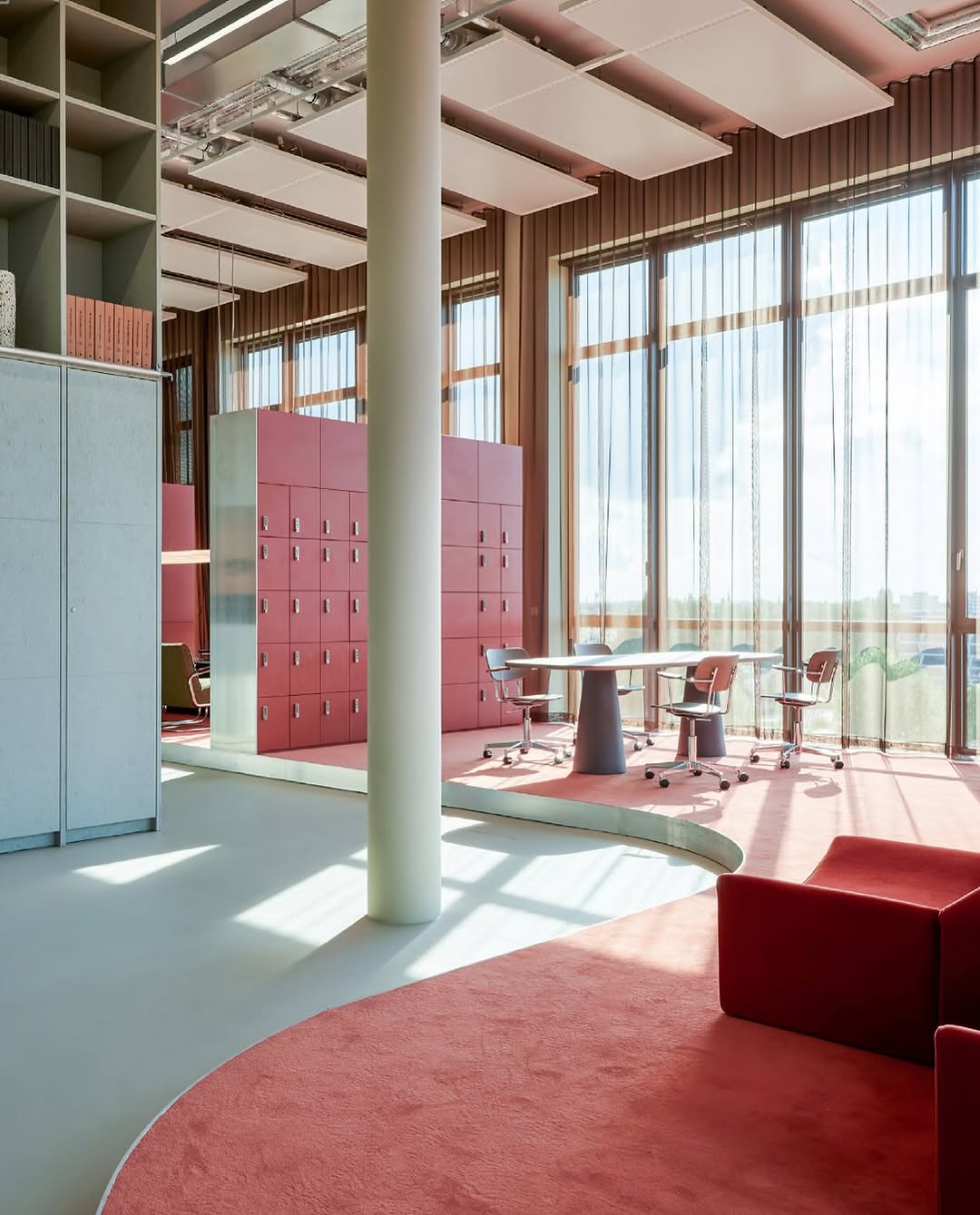 550263805_18289909942282795_1741114791239290741_n